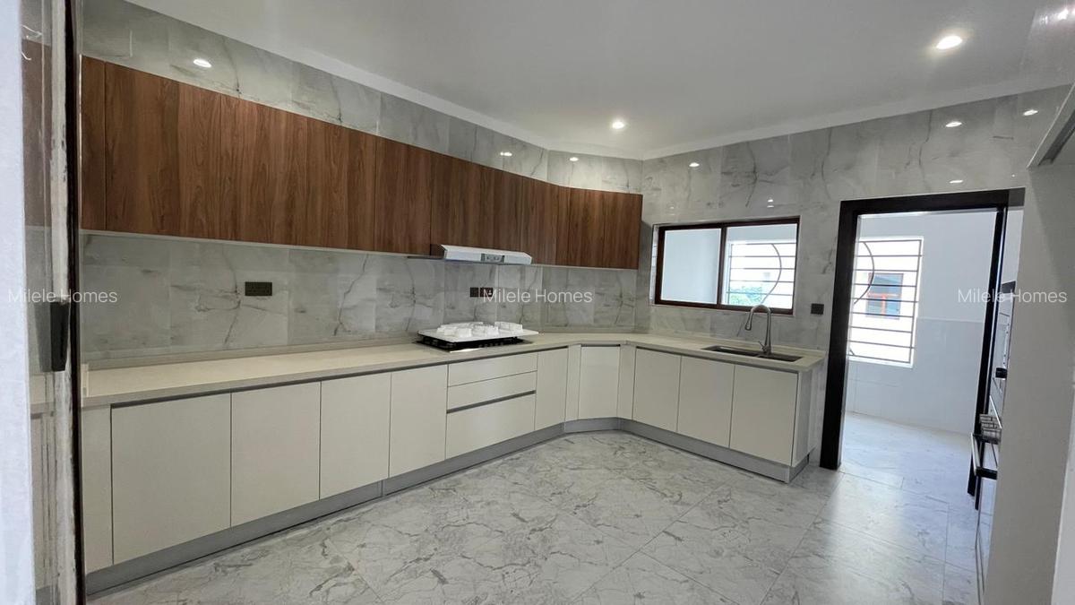 Serviced 3 Bed Apartment with En Suite at Gatundu Road - 3