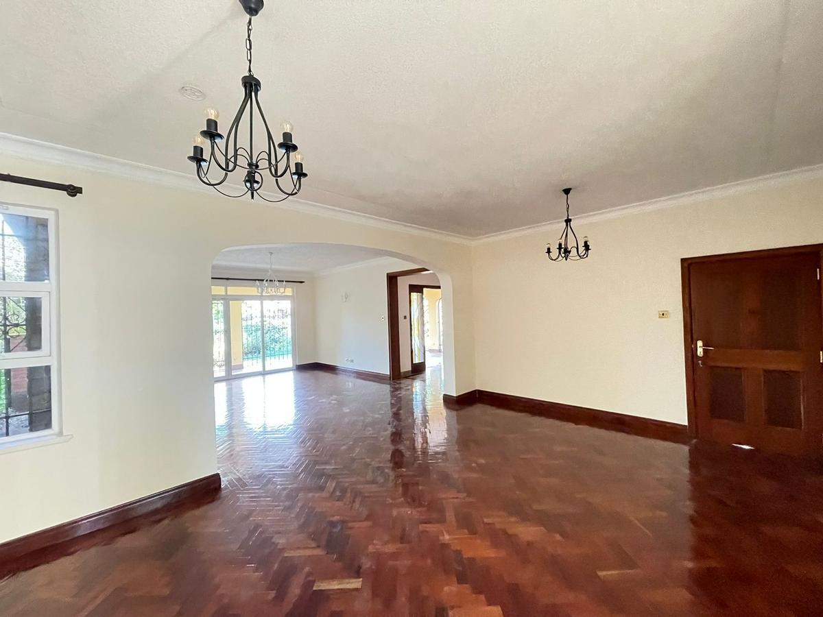 4 Bed Townhouse with En Suite at Grevillea Groove - 7