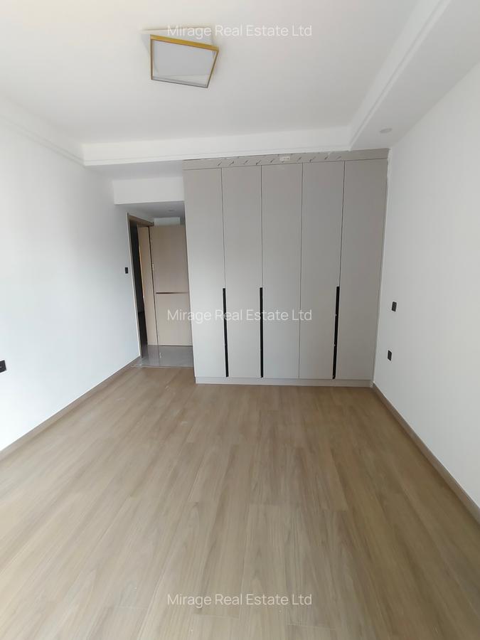 2 Bed Apartment with Swimming Pool in Riverside - 2