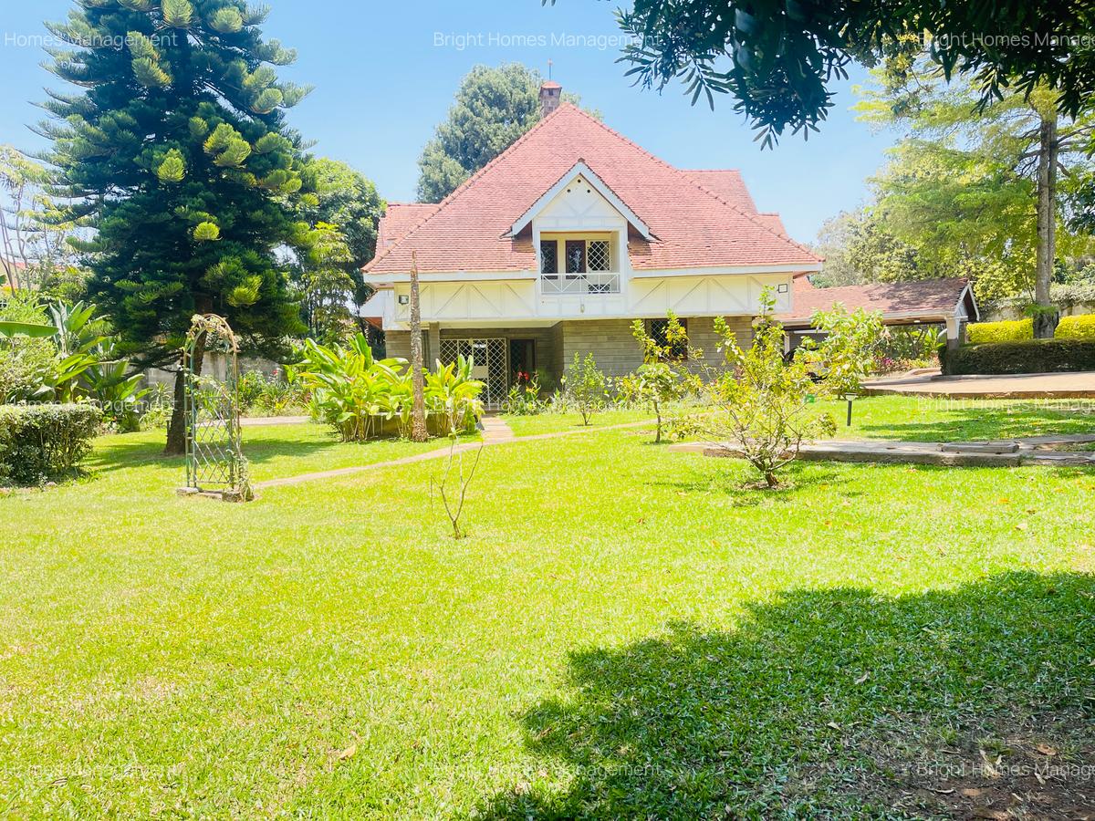 5 Bed Villa with En Suite in Runda - 2