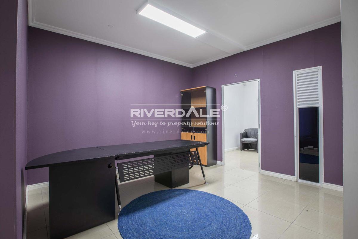 800 ft² Office with Service Charge Included in Westlands Area - 2 800 ft² Office with Service Charge Included in Westlands Area - 2