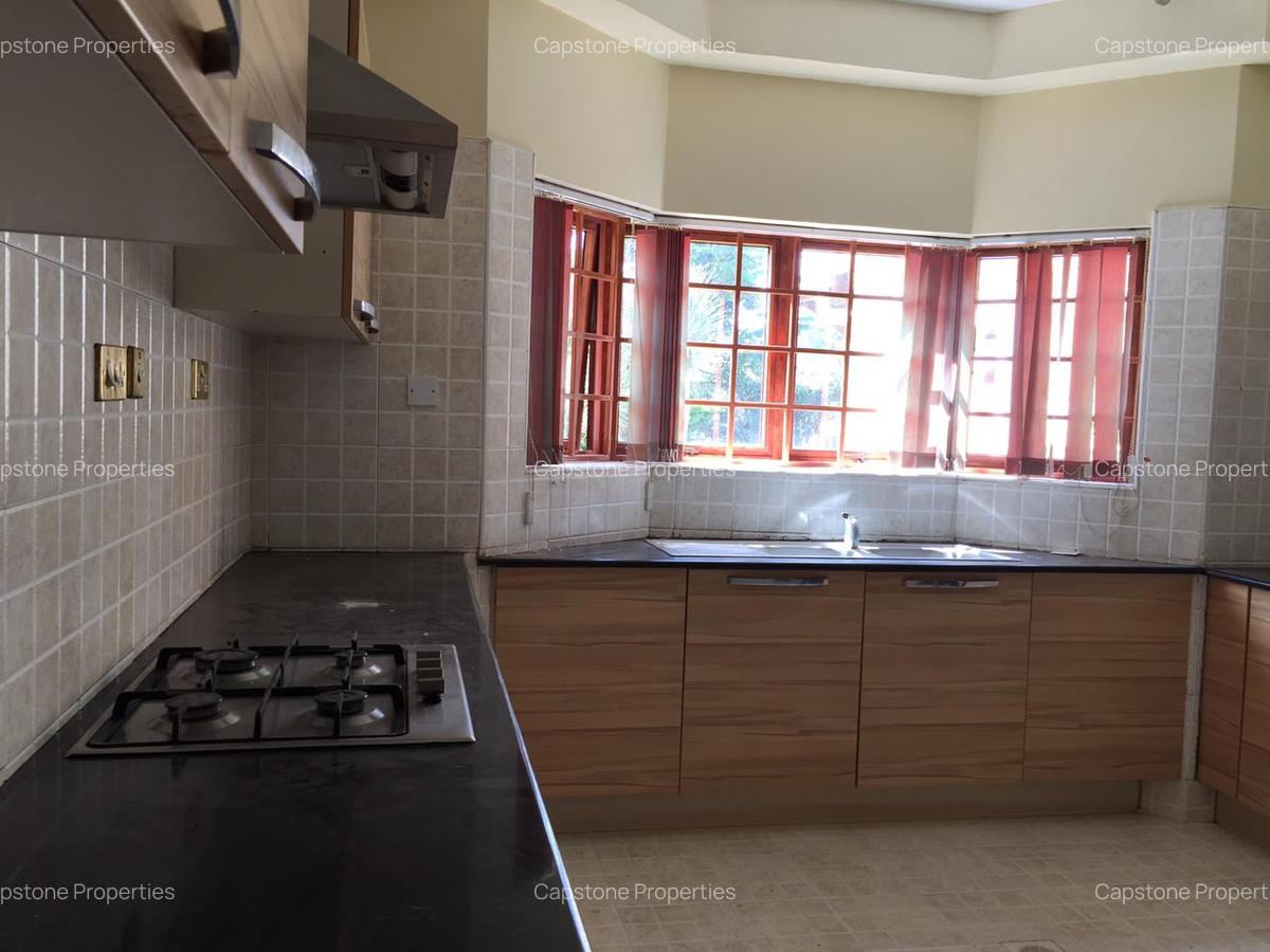5 Bed Townhouse with En Suite in Runda - 6
