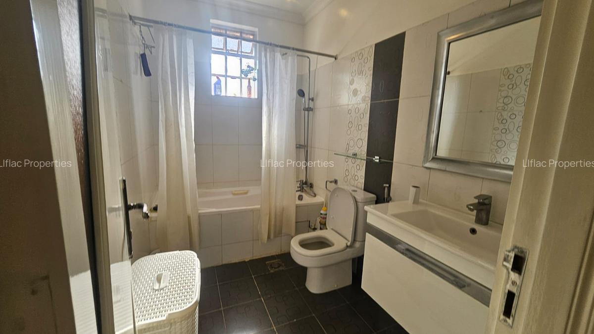 4 Bed Townhouse with En Suite in Kiambu Road - 8