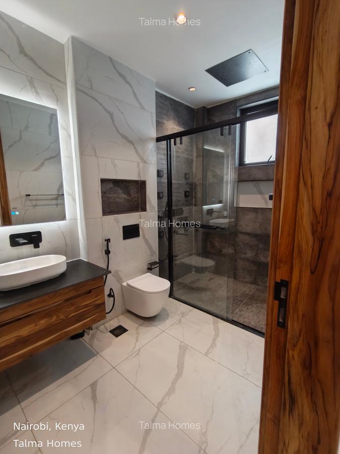 2 Bed Apartment with En Suite at Peponi Road - 14