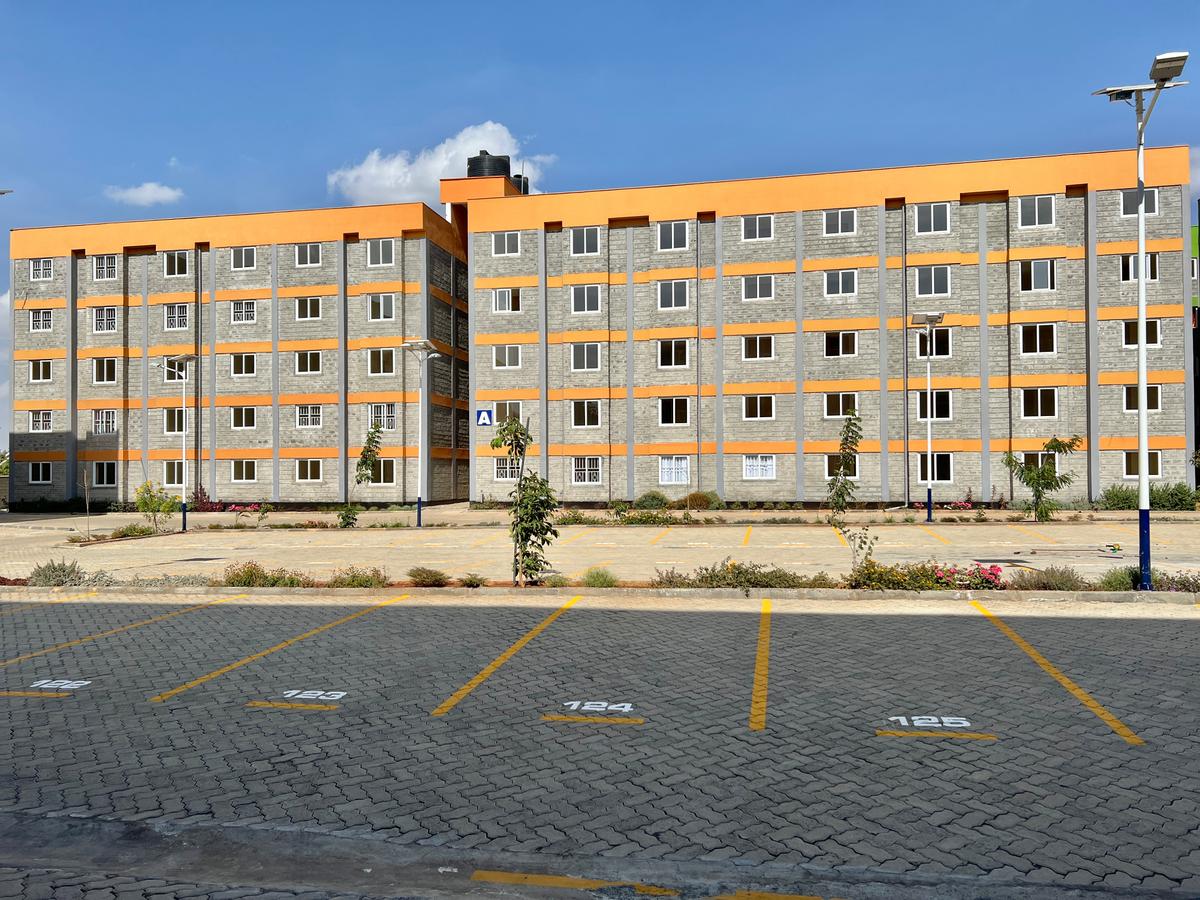 Serviced 2 Bed Apartment with En Suite at Near Maasai Mall - 4