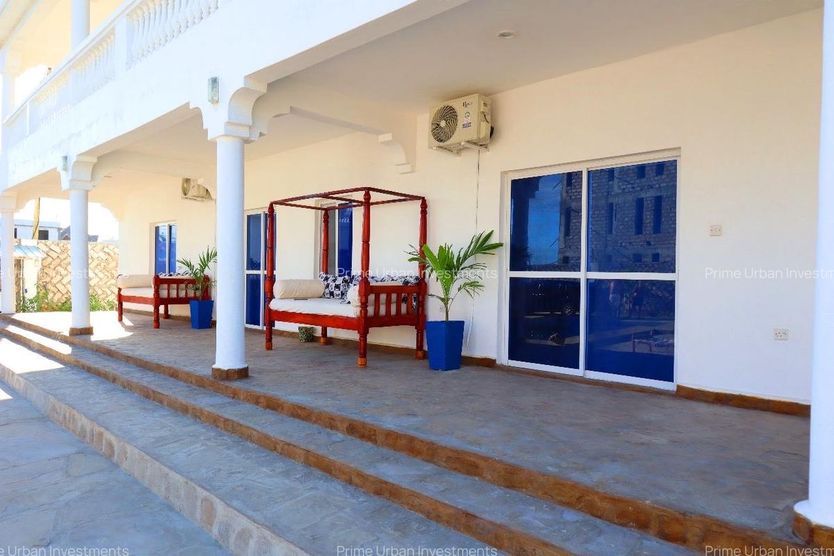 4 Bed Villa with En Suite at Watamu Beach - 11