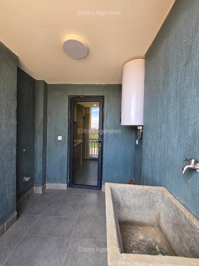 2 Bed Apartment with En Suite at Northland City - 16