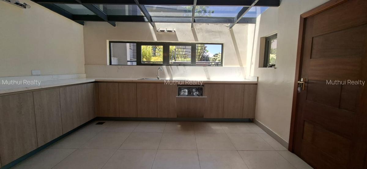 5 Bed Villa with En Suite in Lower Kabete - 4