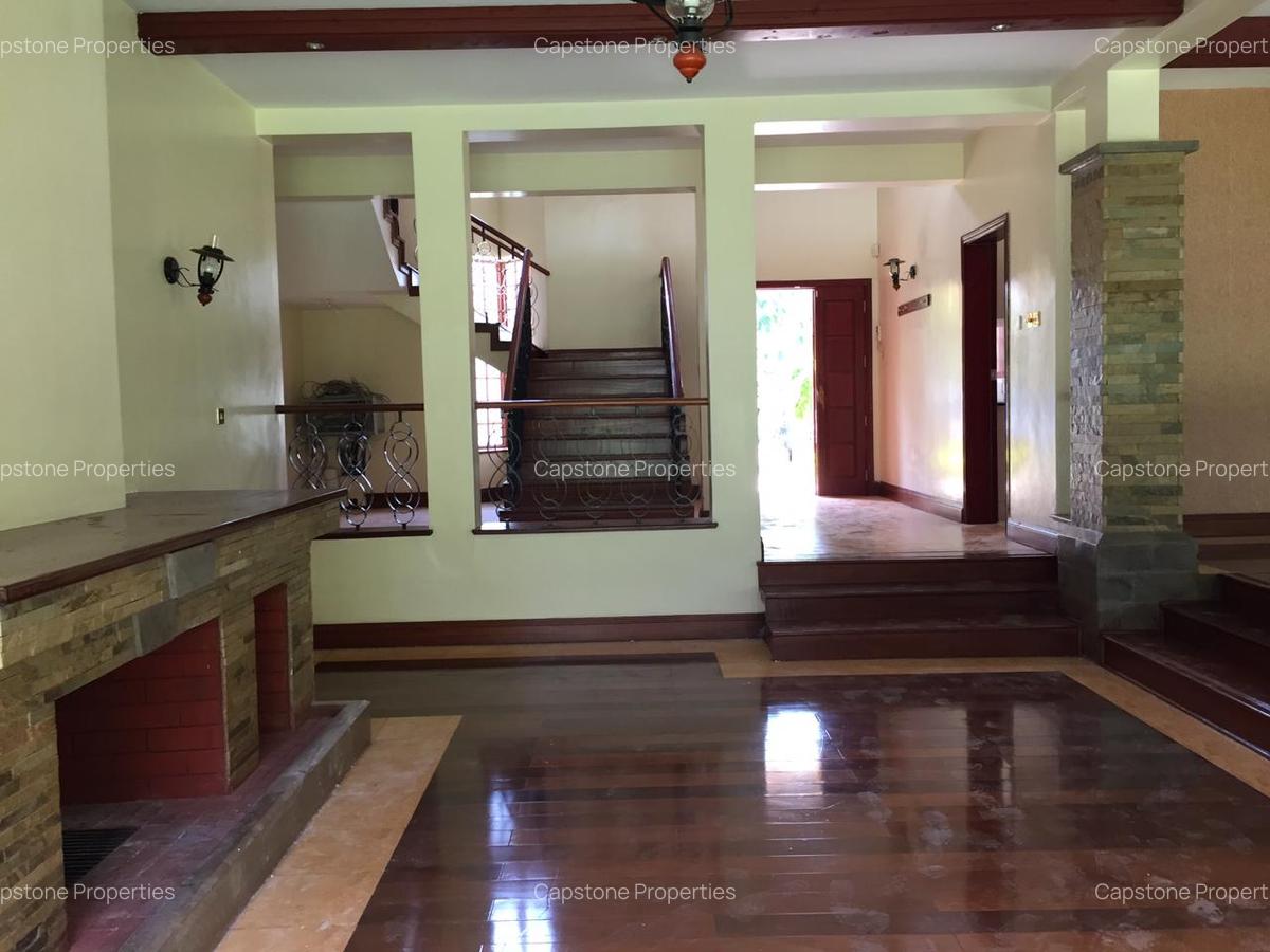 5 Bed Townhouse with En Suite in Runda - 14