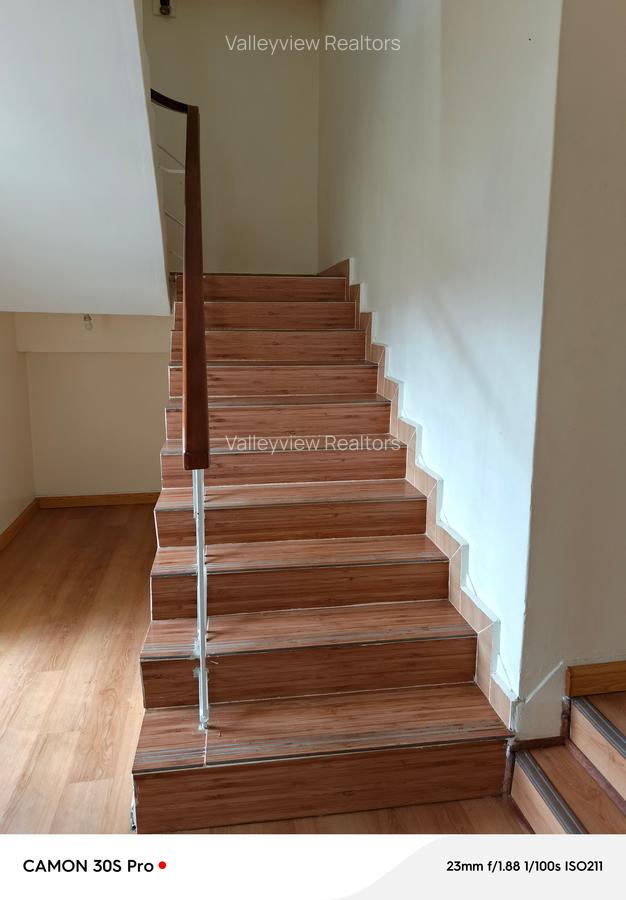 4 Bed Townhouse with En Suite at Kileleshwa - 18