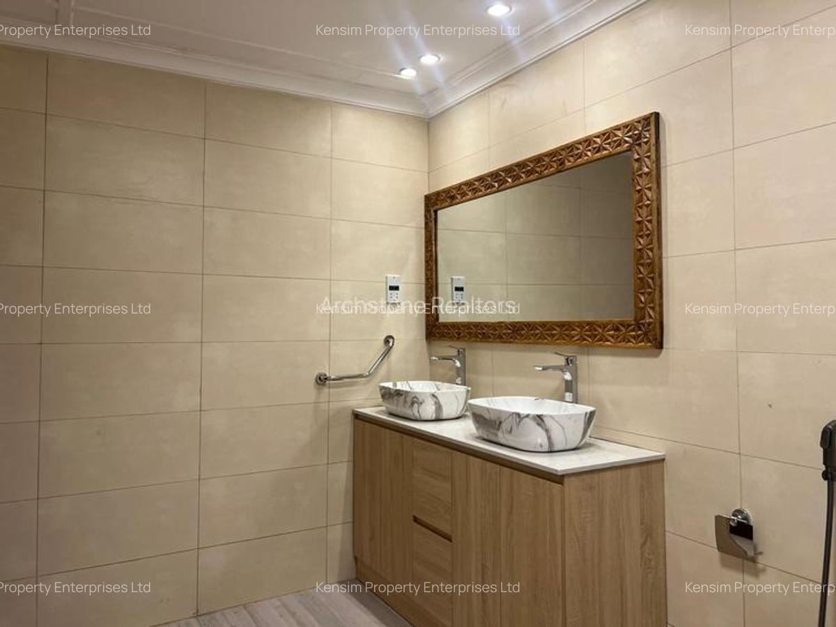 5 Bed Townhouse with En Suite in Rosslyn - 11