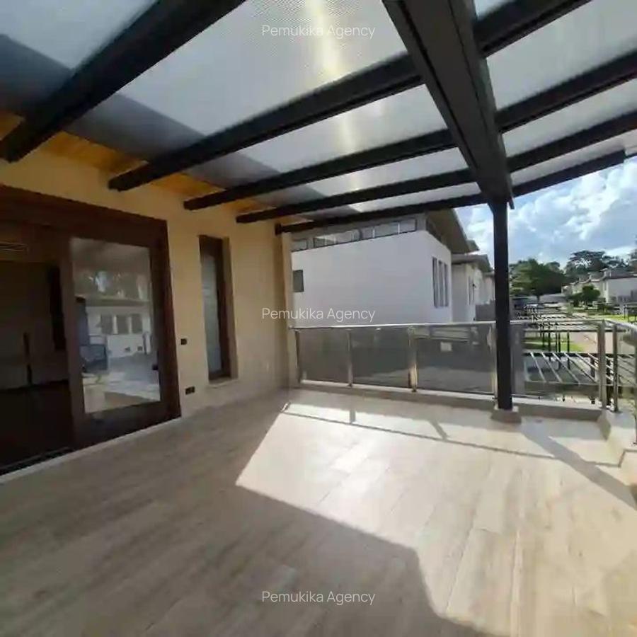 4 Bed Townhouse with En Suite in Runda - 17
