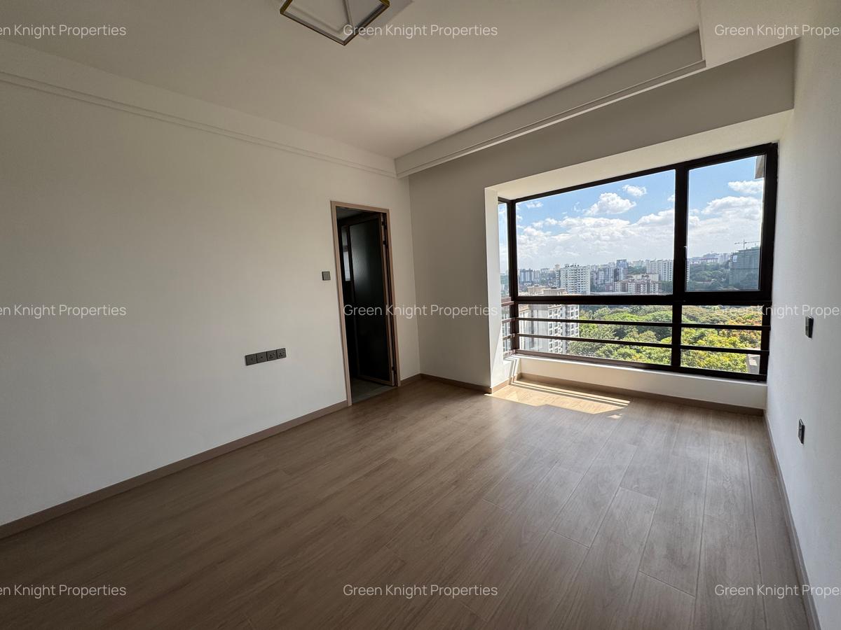 Serviced 3 Bed Apartment with En Suite in Riverside - 5