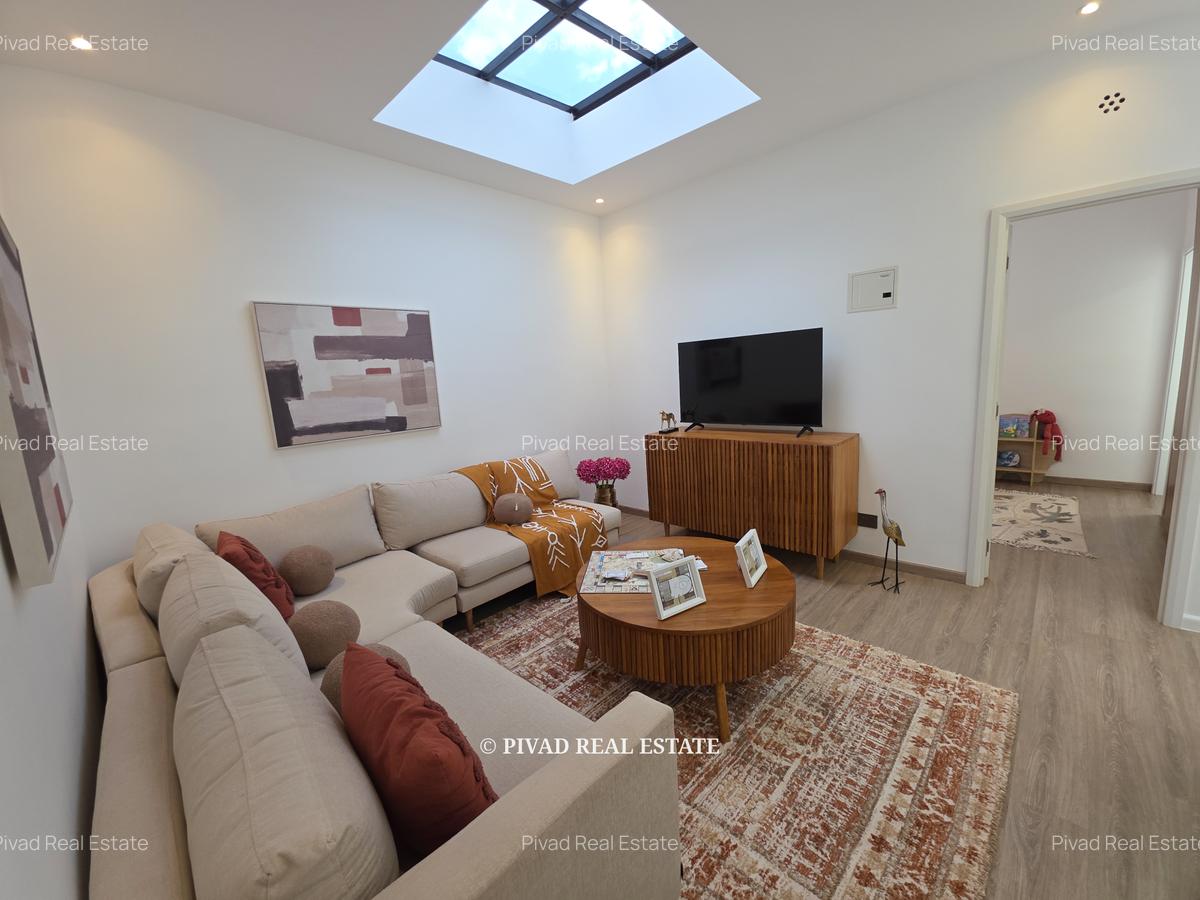 3 Bed Townhouse with Swimming Pool in Tatu City - 14