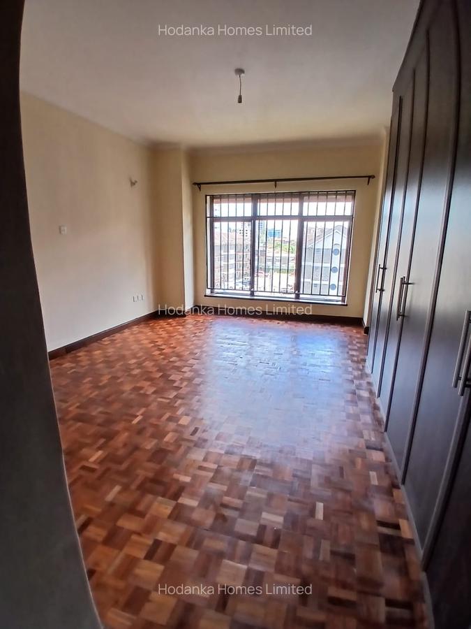 Serviced 3 Bed Apartment with En Suite in Kilimani - 14