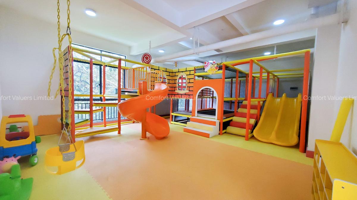 1 Bed Apartment with Gym at Riverside Drive - 12