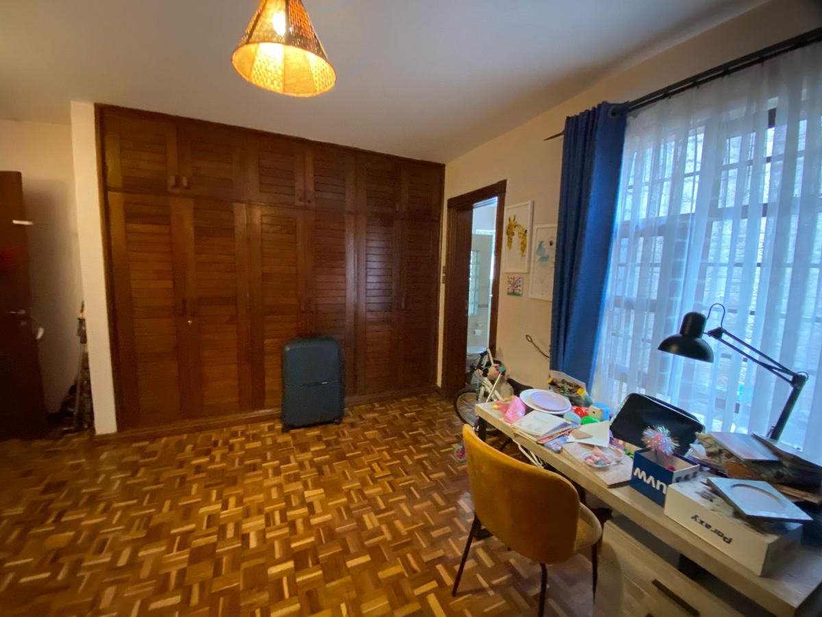 4 Bed House with En Suite in Spring Valley - 18