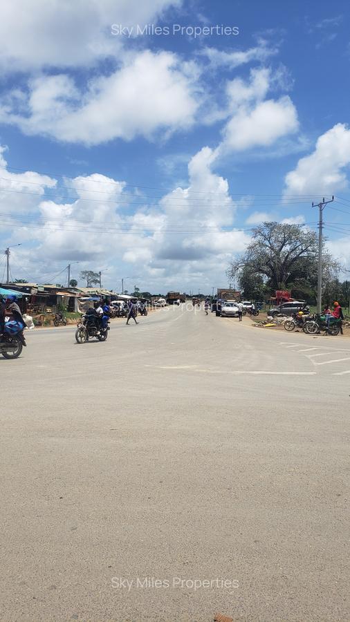 5 ac Land at Mavueni - 1