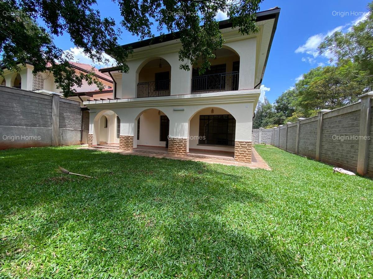 4 Bed Townhouse with En Suite at Lavington - 1