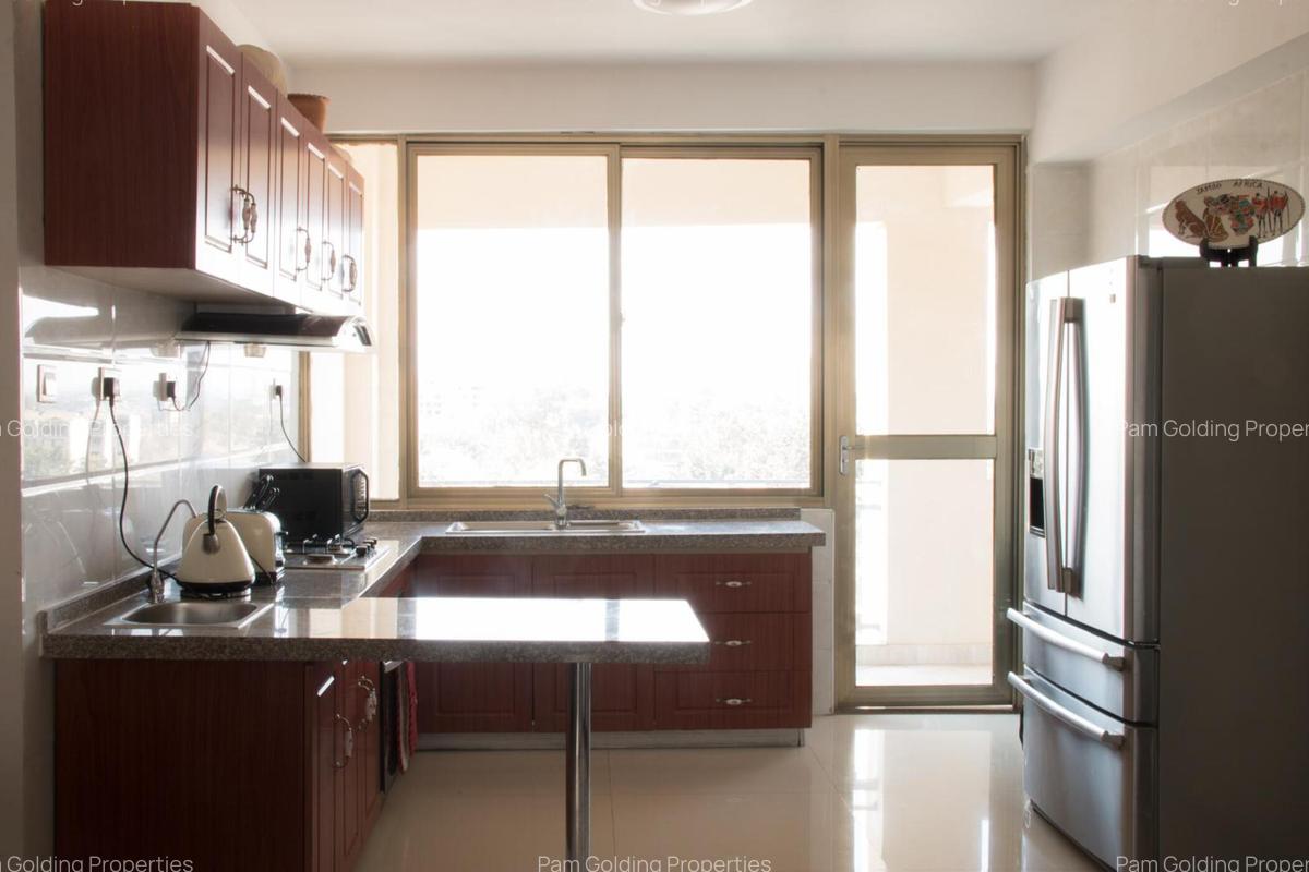 Furnished 3 Bed Apartment with En Suite in Kilimani - 5