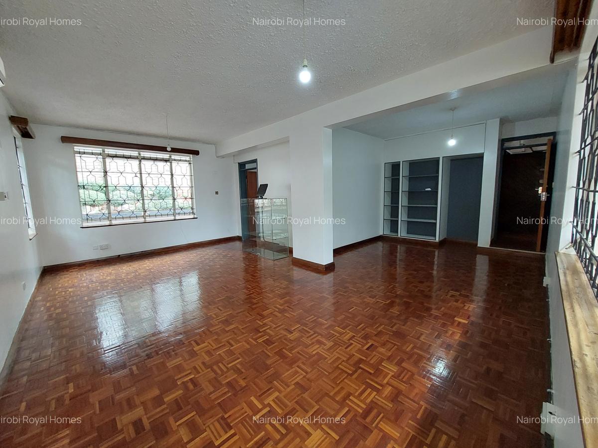 5 Bed House with En Suite at Whispers Avenue - 9