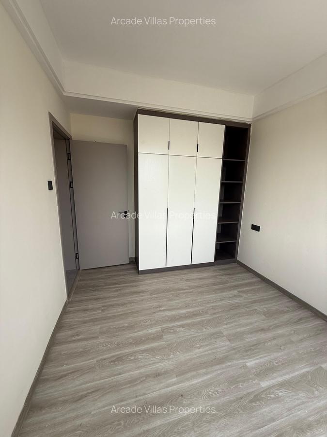 2 Bed Apartment with En Suite in Kilimani - 5