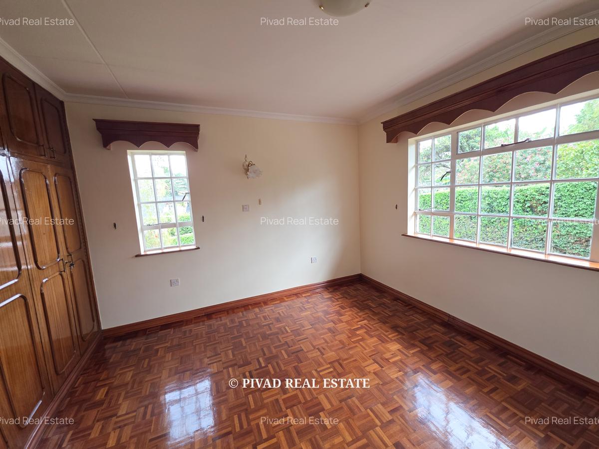 5 Bed House with Garden in Runda - 8