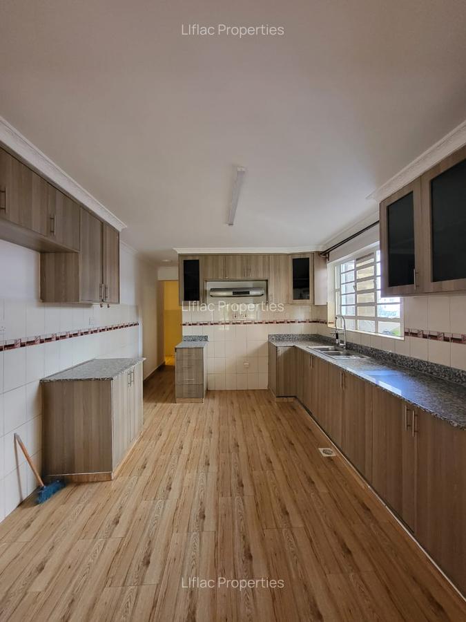 4 Bed Townhouse with En Suite at Kiambu Town Near Nova Park Hotel - 5