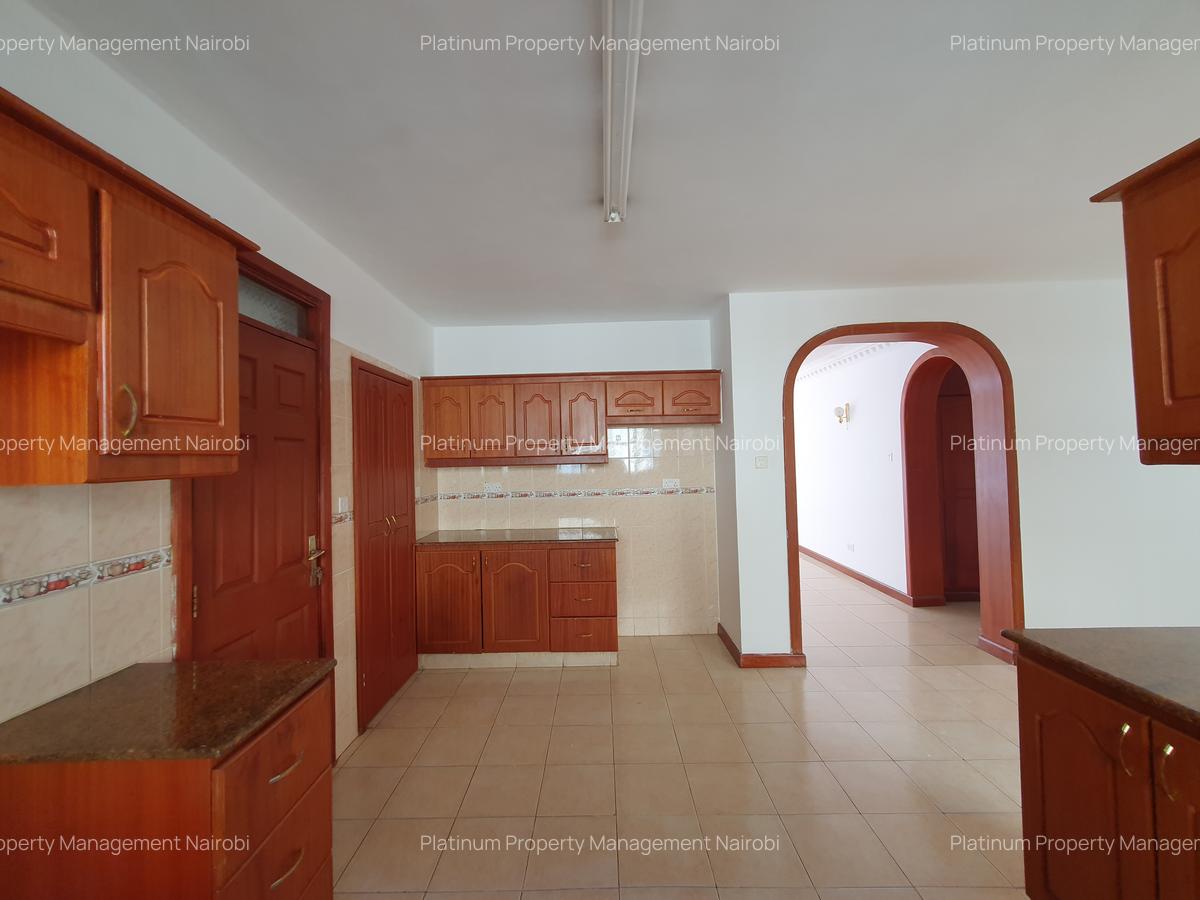 3 Bed Apartment with En Suite at Westlands Rd - 8