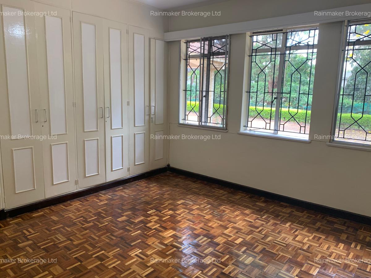 5 Bed House with En Suite in Gigiri - 13