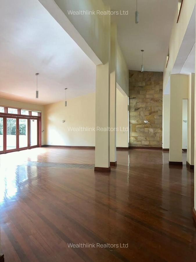 4 Bed House with En Suite at Runda - 3