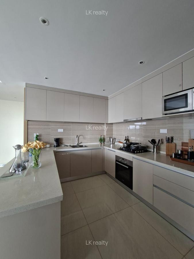 Serviced 2 Bed Apartment with En Suite at Westlands Road - 3