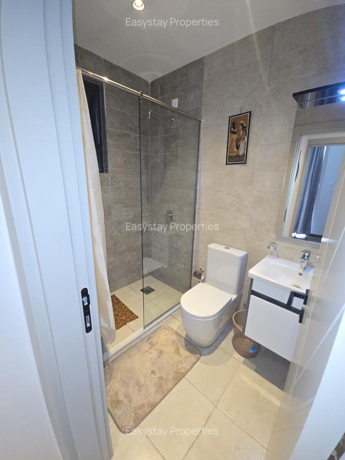 Serviced 1 Bed Apartment with En Suite in Kilimani - 4