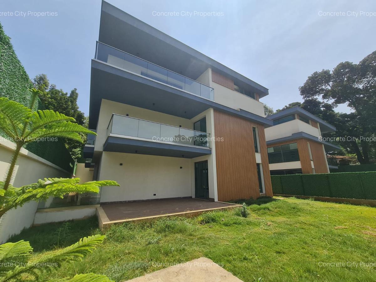 5 Bed Villa in Lavington - 1