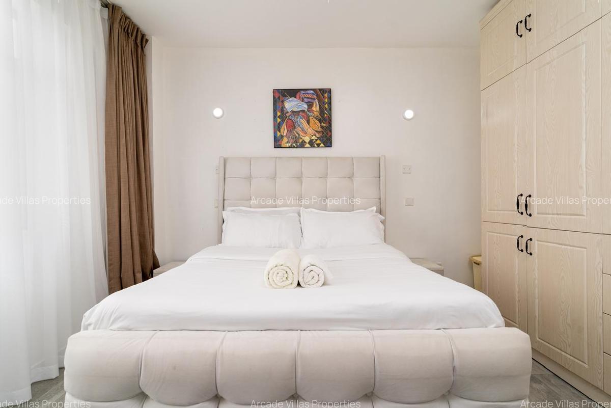 Serviced 2 Bed Apartment with En Suite in Kilimani - 5