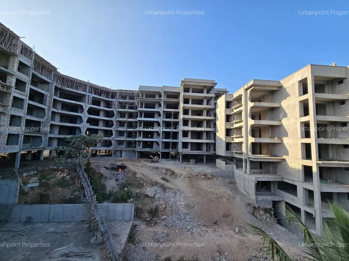 3 Bed Apartment with En Suite in Nyali Area - 2