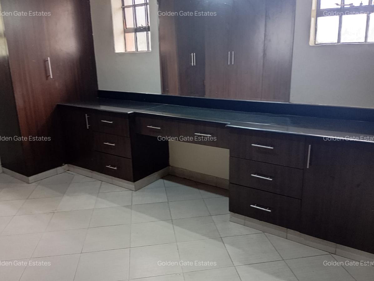 4 Bed House with En Suite in Karen - 13