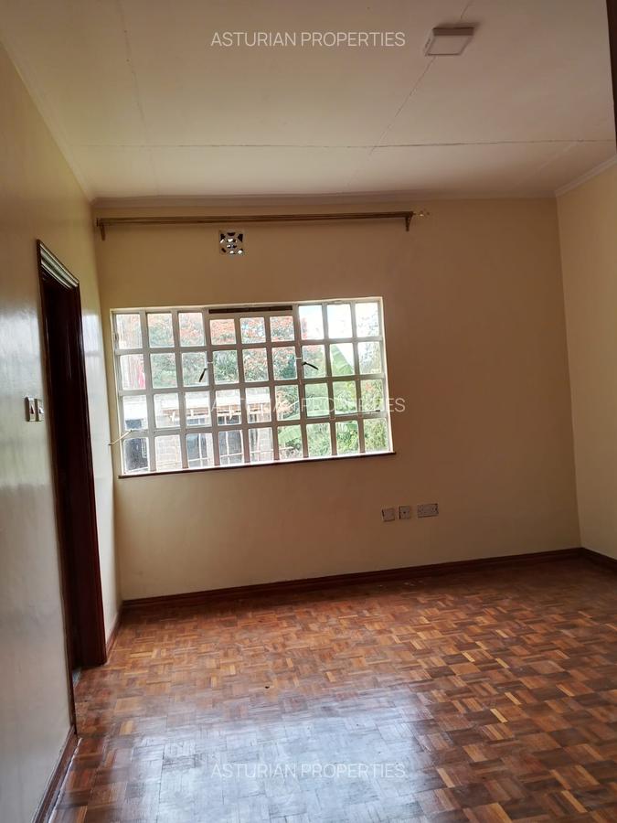 4 Bed Townhouse with En Suite in Karen - 6