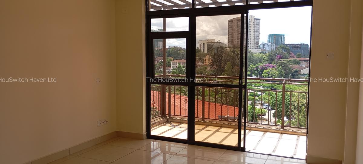 3 Bed Apartment with En Suite at Raphta Rd - 1