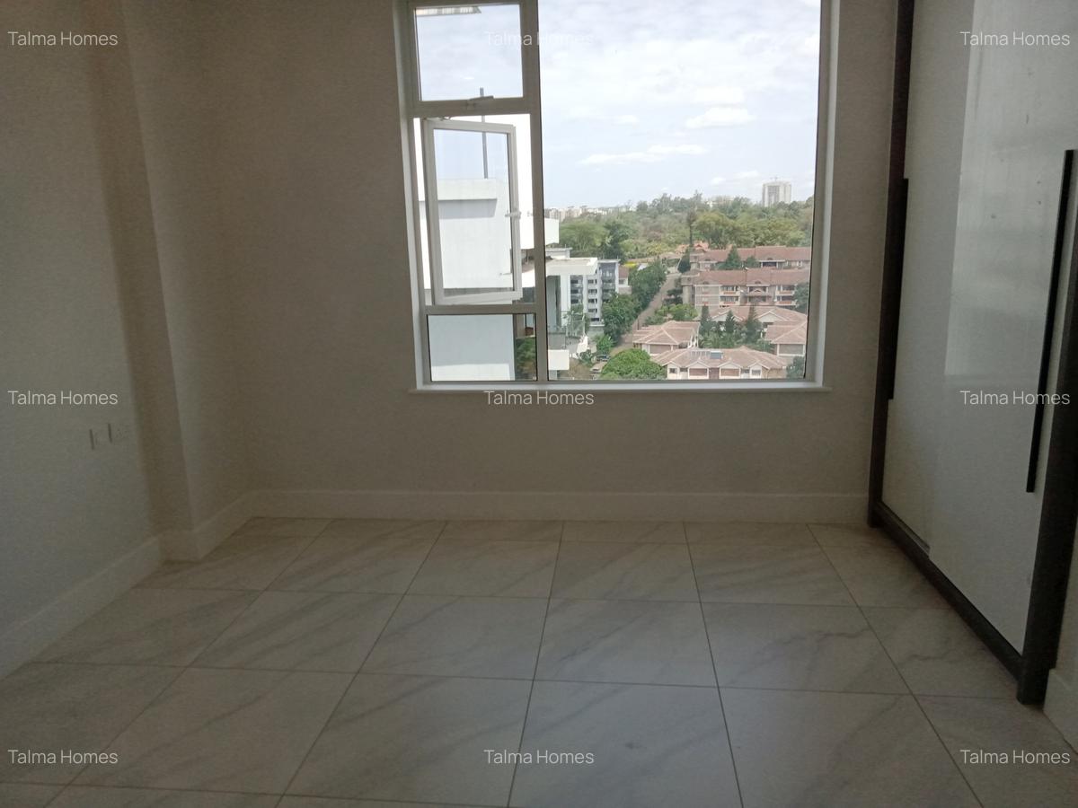 1 Bed Apartment with En Suite in Westlands Area - 6