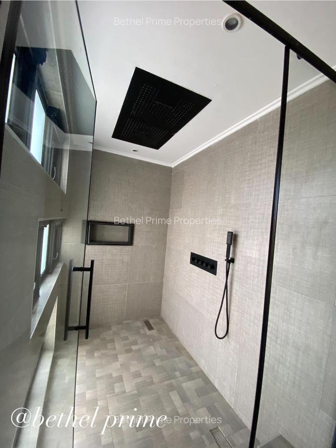 4 Bed Villa with En Suite in Lavington - 8