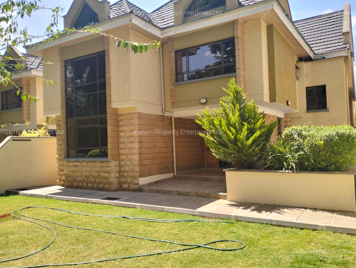5 Bed Townhouse with En Suite in Lavington - 1