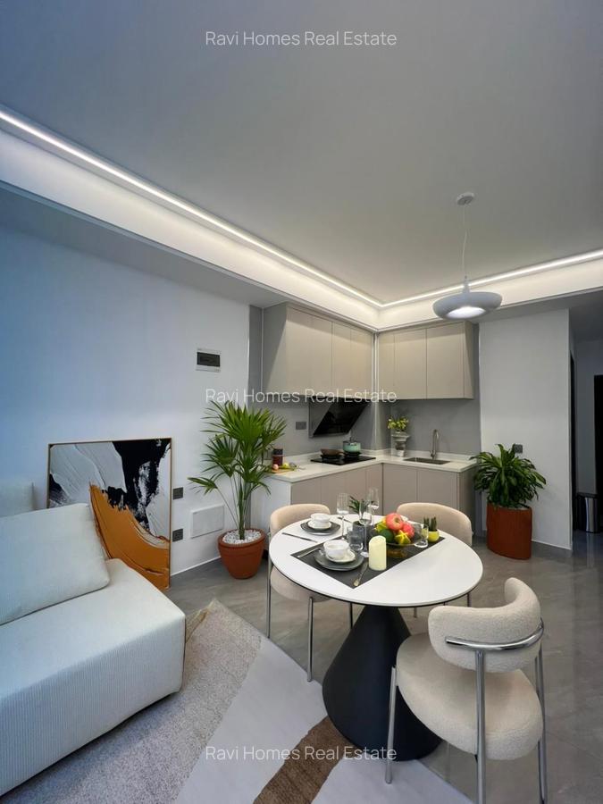 1 Bed Apartment with Swimming Pool at Dennis Pritt - 10
