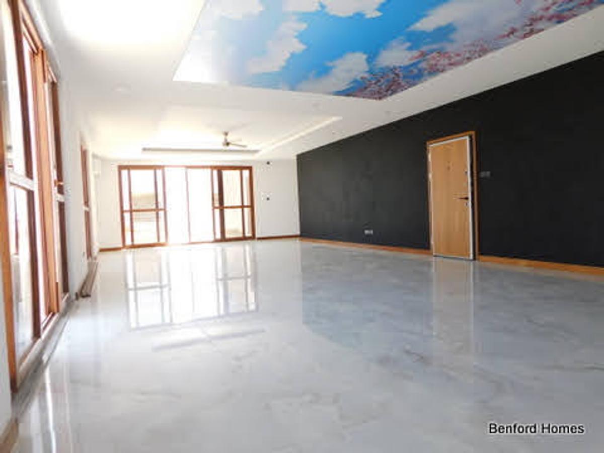 3 Bed Apartment with En Suite at Nyali - 5