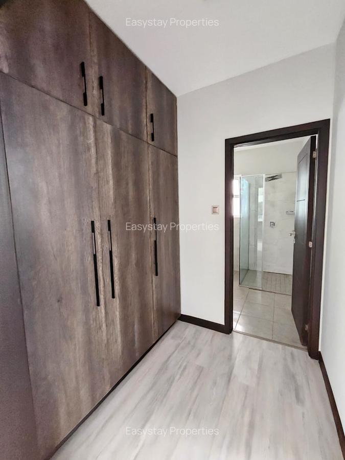 2 Bed Apartment with En Suite in Riverside - 7