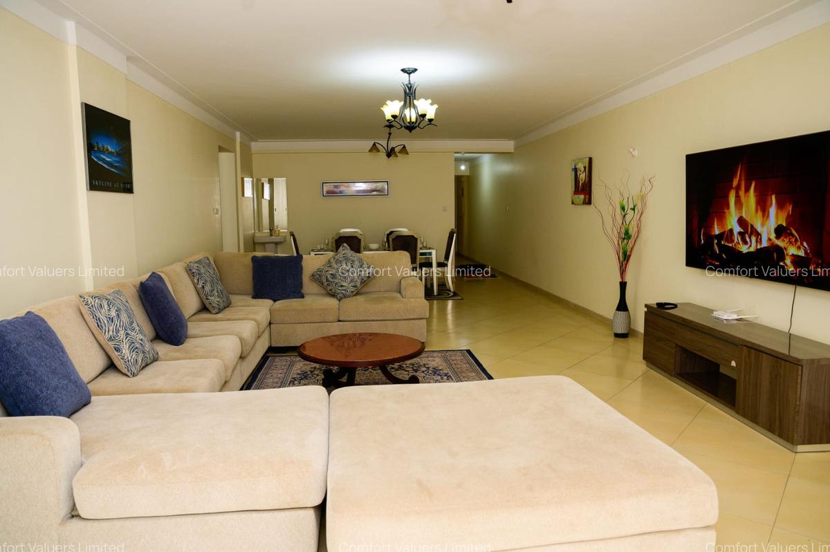 Serviced 3 Bed Apartment with En Suite at Westlands Near Sarit Centre - 11