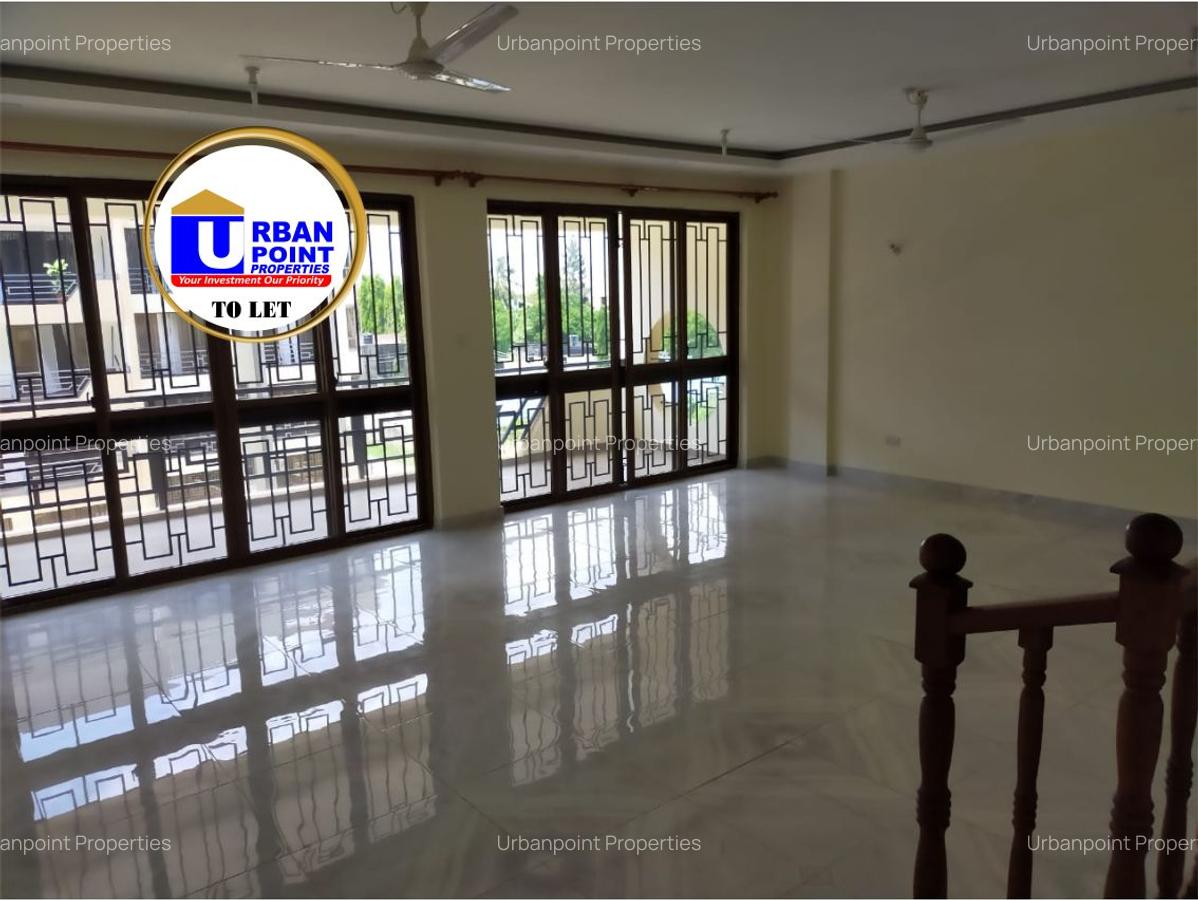 3 Bed House with En Suite in Nyali Area - 19