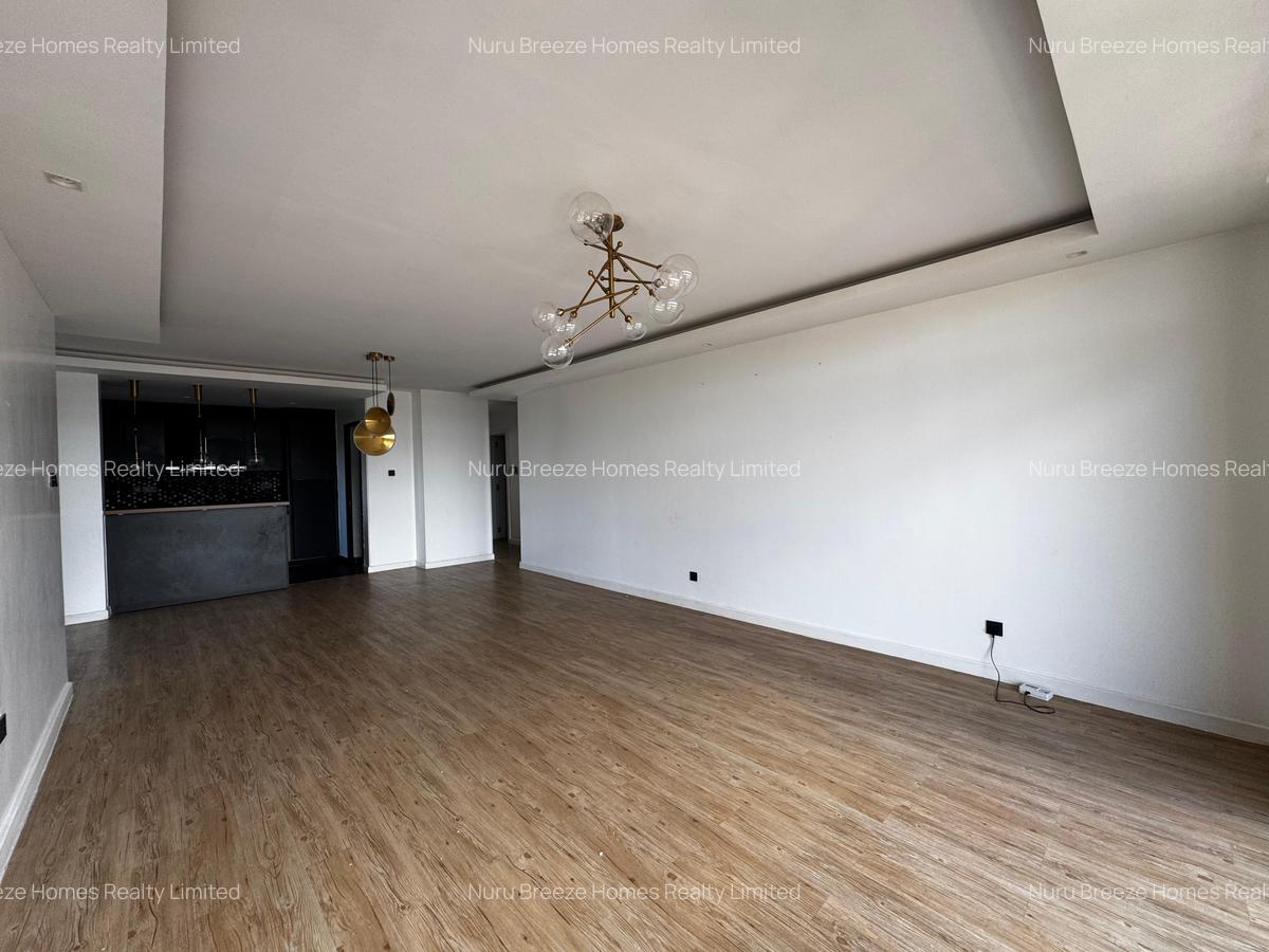 2 Bed Apartment with En Suite in Brookside - 8