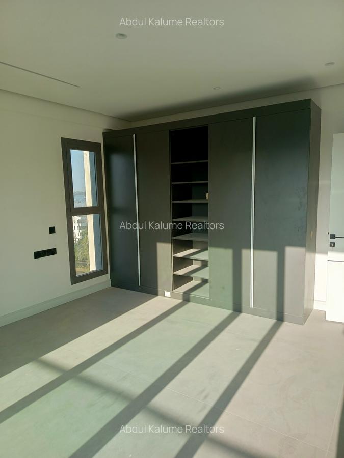 Serviced 3 Bed Apartment with En Suite at Nyali - 11