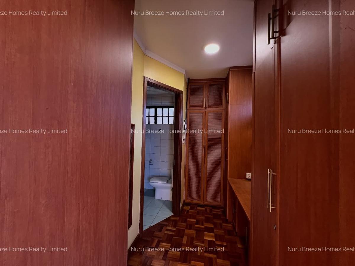 4 Bed Townhouse with En Suite in Westlands Area - 15